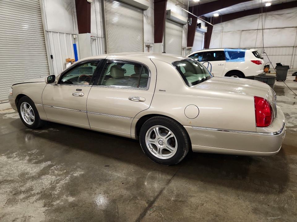 Aukcja sprzedaży 2004 Lincoln Town Car, vin: 1LNHM83W84Y665527, numer aukcji: 65360716