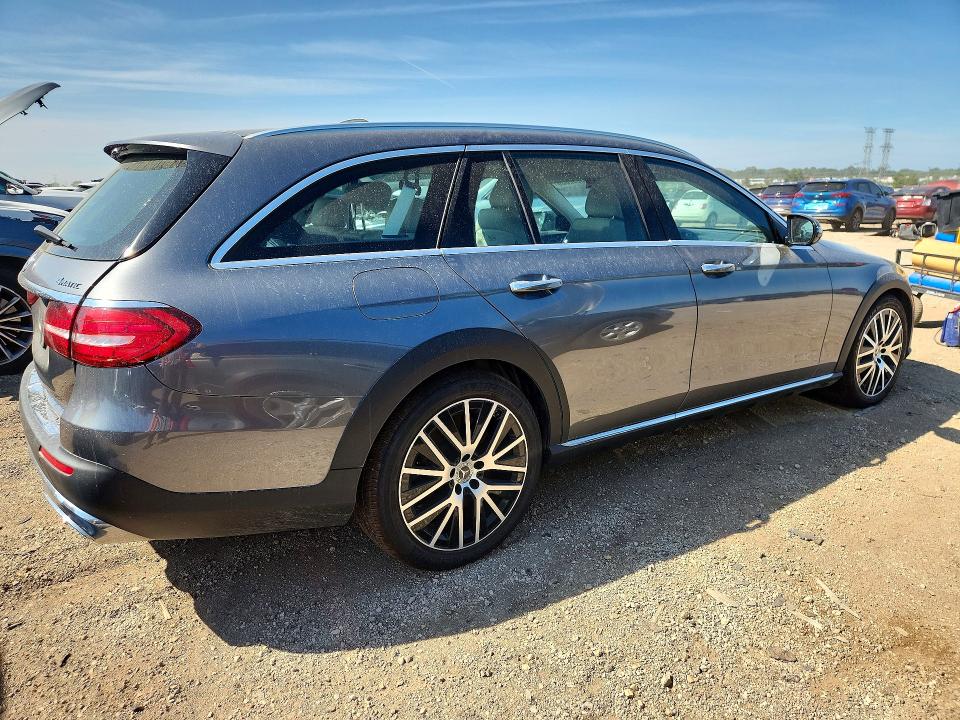 Продаж на аукціоні авто 2022 Mercedes-benz E, vin: W1KZH6AB5NB060179, номер лоту: 65892806