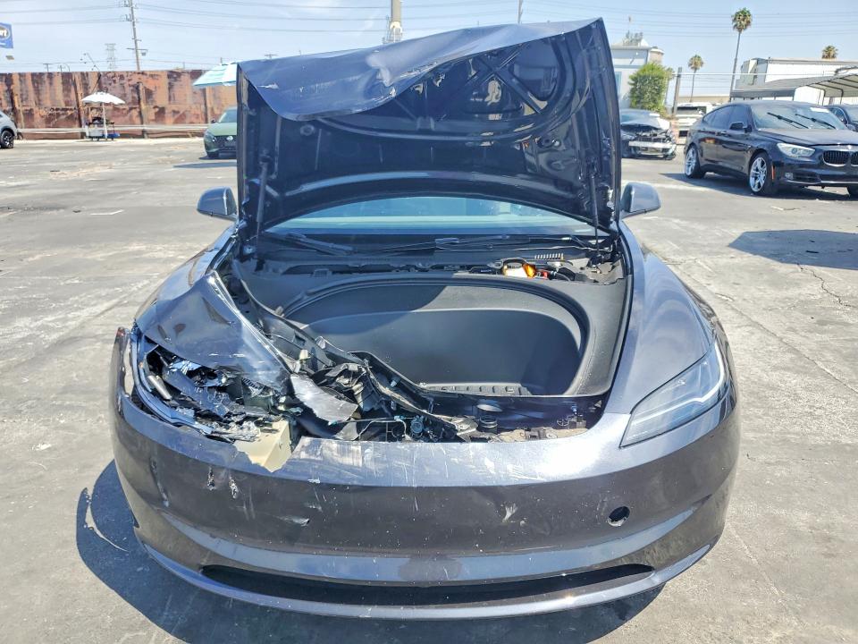 Продаж на аукціоні авто 2025 Tesla Model 3, vin: 5YJ3E1EA9SF136685, номер лоту: 65023966