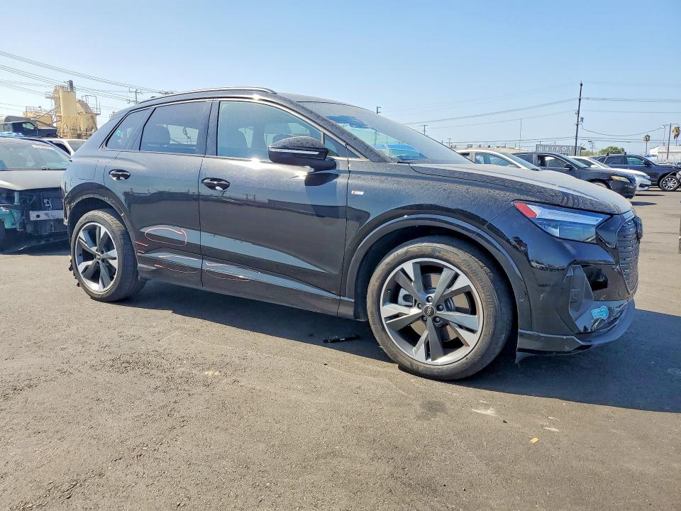 Продаж на аукціоні авто 2024 Audi Q4 E-tron, vin: WA1LUBFZ2RP054563, номер лоту: 67314566