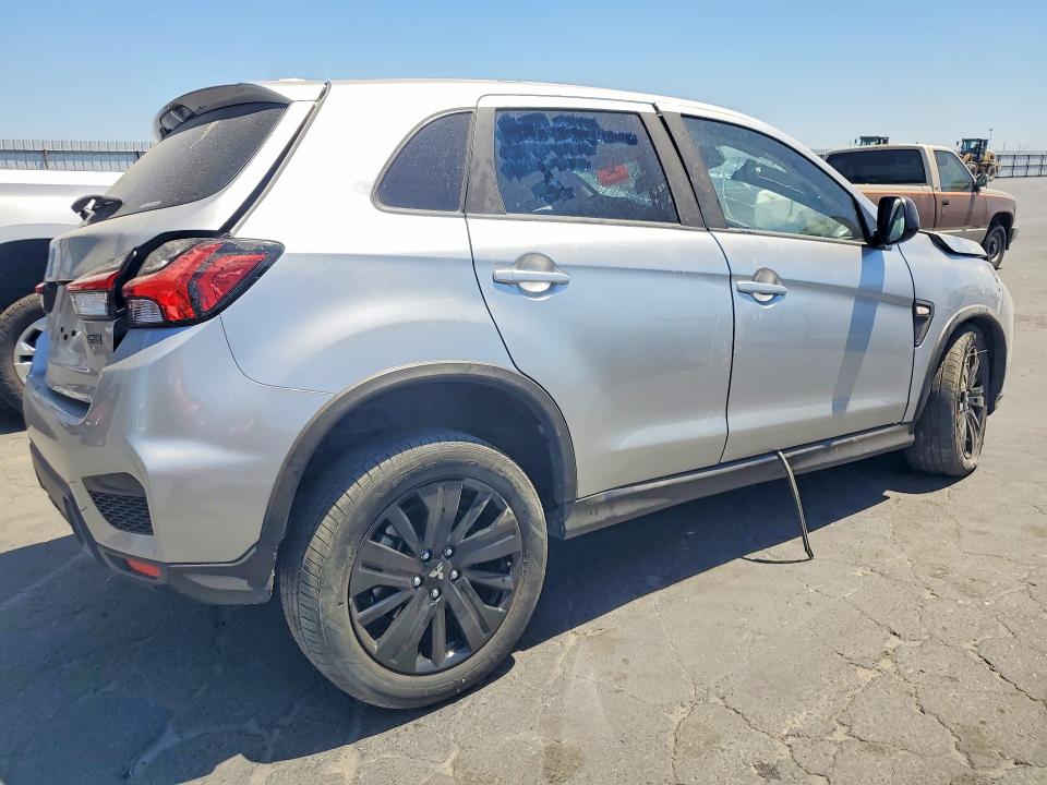 63612716 :رقم المزاد ، JA4ARUAU2SU007878 vin ، 2025 Mitsubishi Outlander Sport مزاد بيع