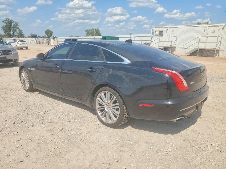 2018 Jaguar Xjl მანქანა იყიდება აუქციონზე, vin: SAJWA2GEXJMW14182, აუქციონის ნომერი: 64001536