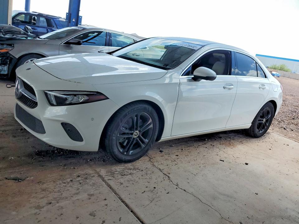 65176646 :رقم المزاد ، W1K3G4EB8LJ228259 vin ، 2020 Mercedes-benz A مزاد بيع