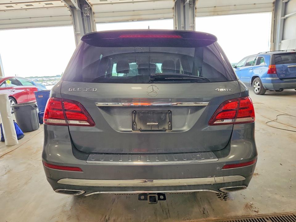 63679856 :رقم المزاد ، 4JGDA5HB1JB054961 vin ، 2018 Mercedes-benz Gle مزاد بيع