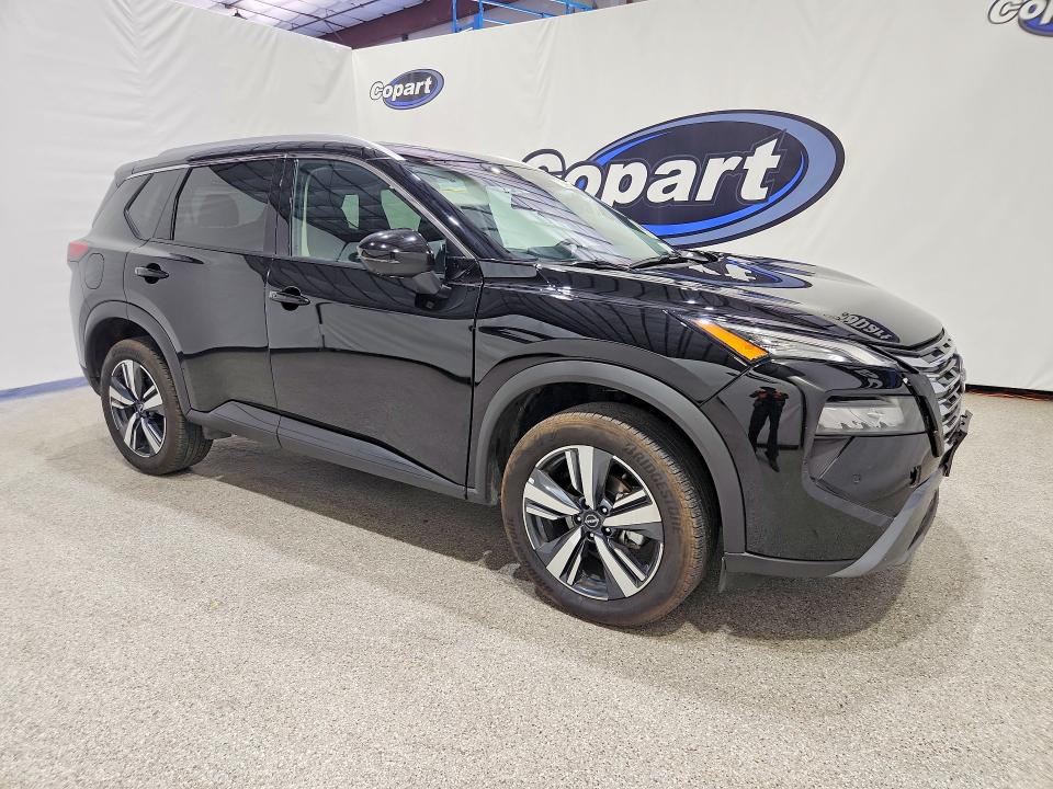 66215256 :رقم المزاد ، 5N1BT3CB4TC802273 vin ، 2026 Nissan Rogue مزاد بيع