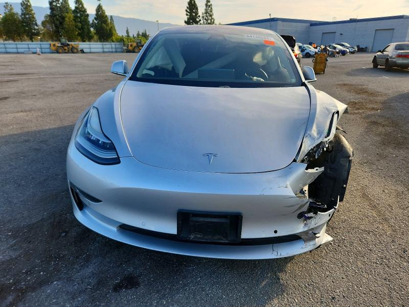 Auction sale of the 2018 Tesla Model 3, vin: 5YJ3E1EA9JF053451, lot number: 64148086