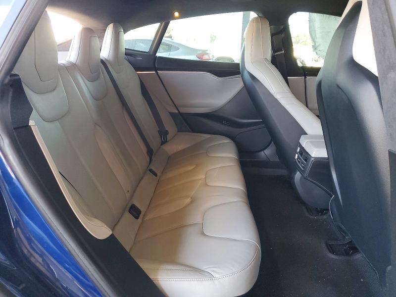 2015 Tesla Model S მანქანა იყიდება აუქციონზე, vin: 5YJSA1E25FF119758, აუქციონის ნომერი: 63702336