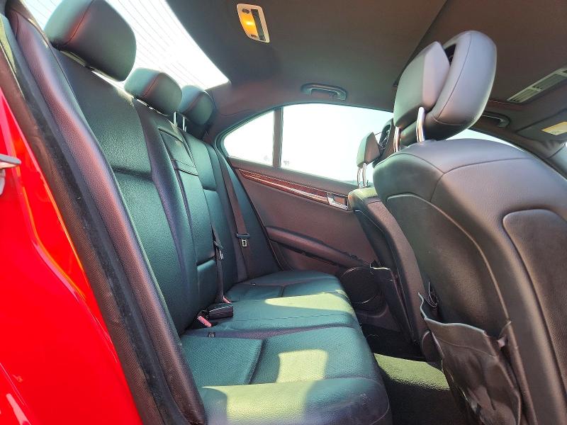 66442936 :رقم المزاد ، WDDGF5GB9AR122845 vin ، 2010 Mercedes-benz C مزاد بيع