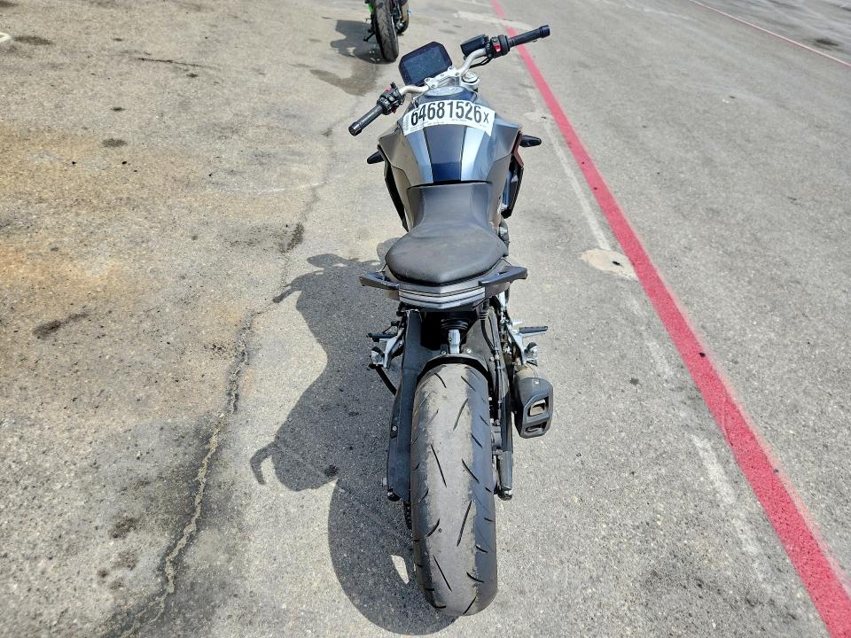 64681526 :رقم المزاد ، WB10K1305N6F09761 vin ، 2022 Bmw F 900 مزاد بيع