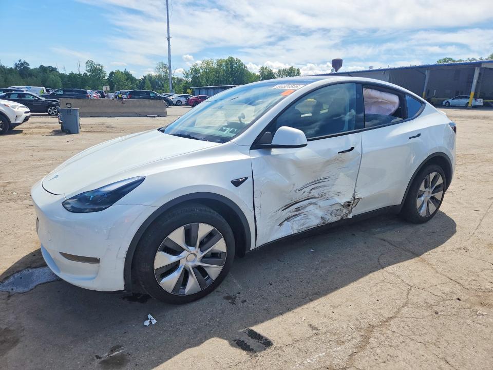 Auction sale of the 2024 Tesla Model Y, vin: 7SAYGDEE4RA232478, lot number: 66504546