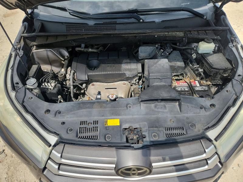 Продаж на аукціоні авто 2018 Toyota Highlander, vin: 5TDZARFH4JS034253, номер лоту: 64144156