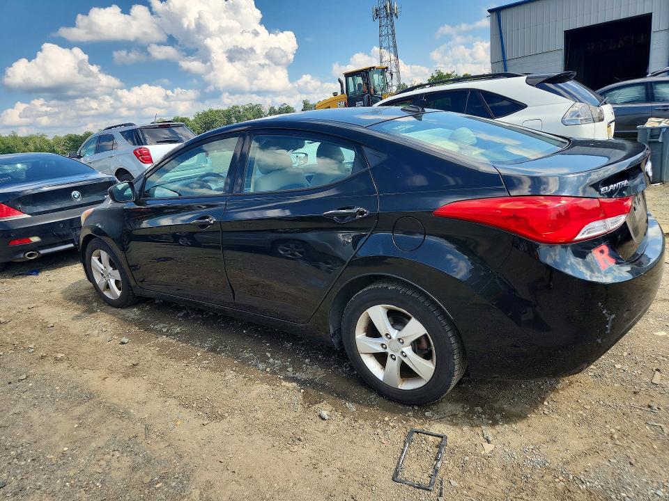 64282506 :رقم المزاد ، 5NPDH4AE3DH207924 vin ، 2013 Hyundai Elantra مزاد بيع