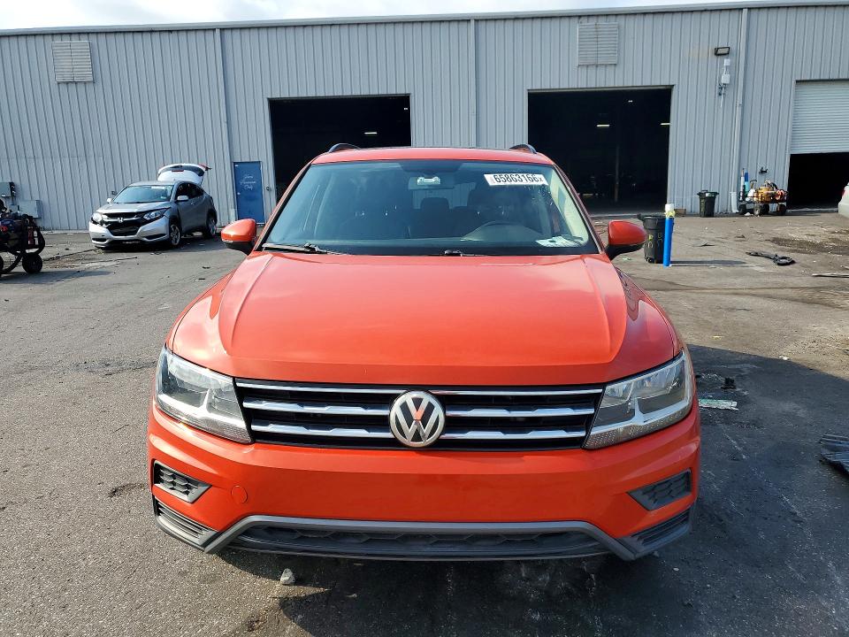 Продажа на аукционе авто 2019 Volkswagen Tiguan, vin: 3VV3B7AX3KM159687, номер лота: 65863166