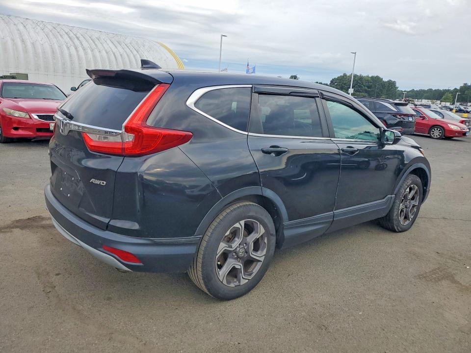 2018 Honda Cr-v მანქანა იყიდება აუქციონზე, vin: 7FARW2H85JE017590, აუქციონის ნომერი: 67076176