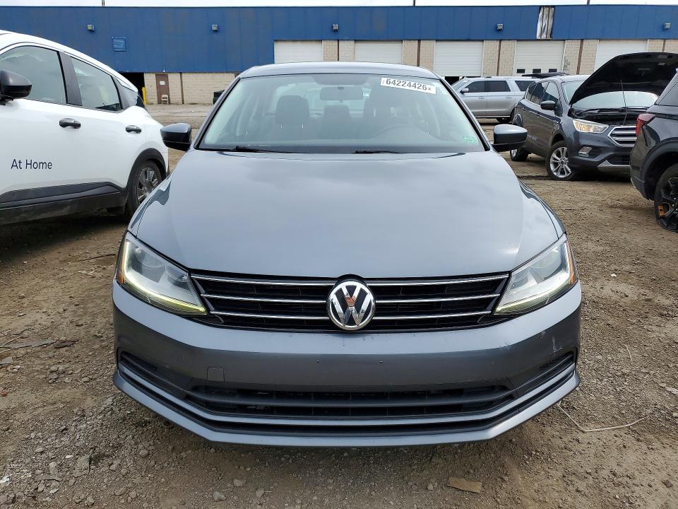 2017 Volkswagen Jetta მანქანა იყიდება აუქციონზე, vin: 3VW2B7AJ5HM330242, აუქციონის ნომერი: 64224426