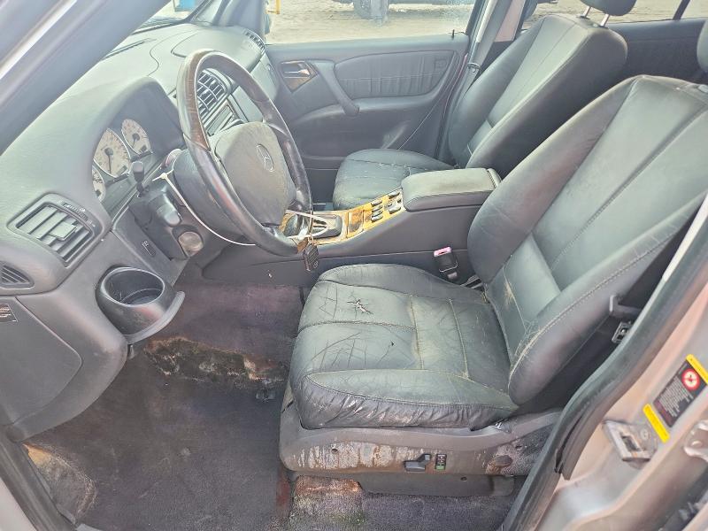 2001 Mercedes-benz Ml მანქანა იყიდება აუქციონზე, vin: 4JGAB74E61A259189, აუქციონის ნომერი: 64076386