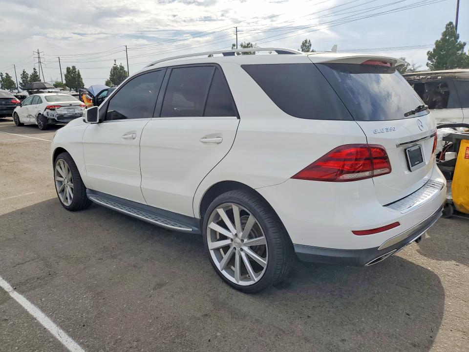 2016 Mercedes-benz Gle მანქანა იყიდება აუქციონზე, vin: 4JGDA5JB8GA624611, აუქციონის ნომერი: 66697396