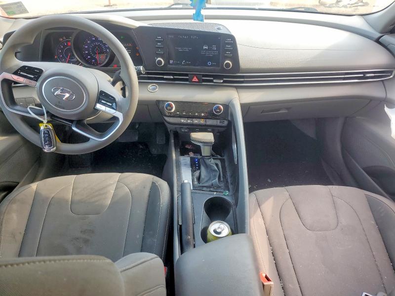 63812176 :رقم المزاد ، 5NPLM4AG8PH118430 vin ، 2023 Hyundai Elantra مزاد بيع