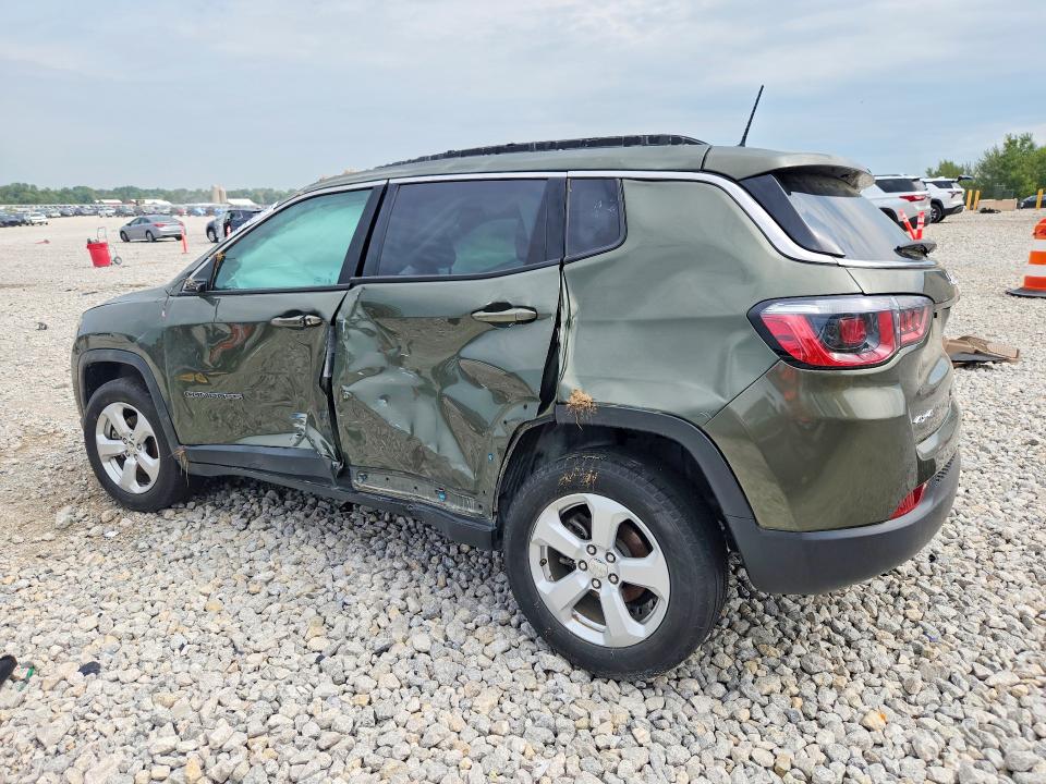 67137556 :رقم المزاد ، 3C4NJDBB0JT223460 vin ، 2018 Jeep Compass مزاد بيع