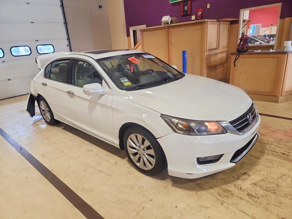 63353136 :رقم المزاد ، 1HGCR2F76EA127535 vin ، 2014 Honda Accord مزاد بيع