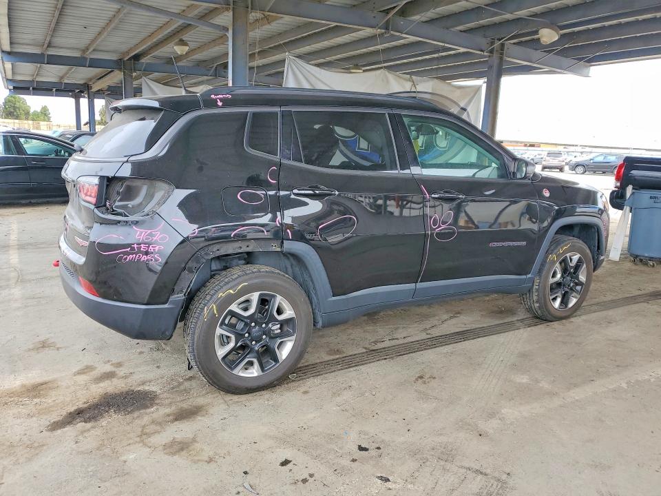 Продажа на аукционе авто 2018 Jeep Compass, vin: 3C4NJDDB3JT246695, номер лота: 65885466