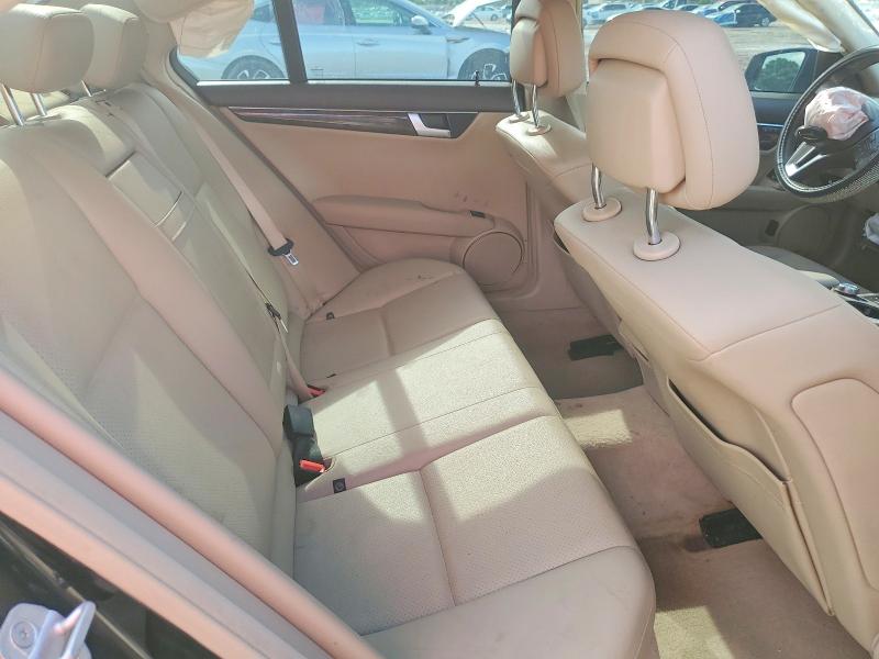 Продаж на аукціоні авто 2013 Mercedes-benz C, vin: WDDGF8AB5DR283661, номер лоту: 66724436