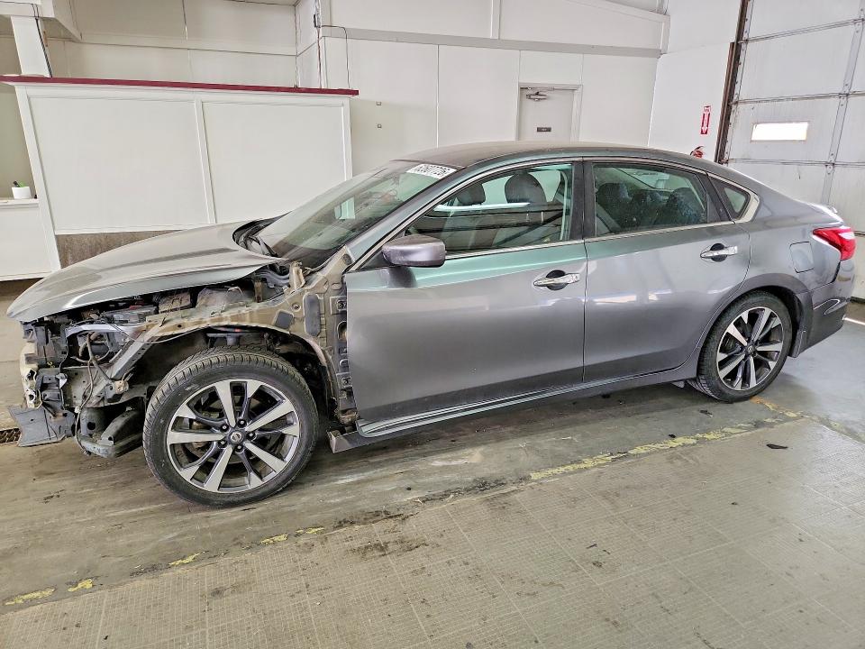 Продажа на аукционе авто 2016 Nissan Altima, vin: 1N4AL3AP9GC206988, номер лота: 62607726