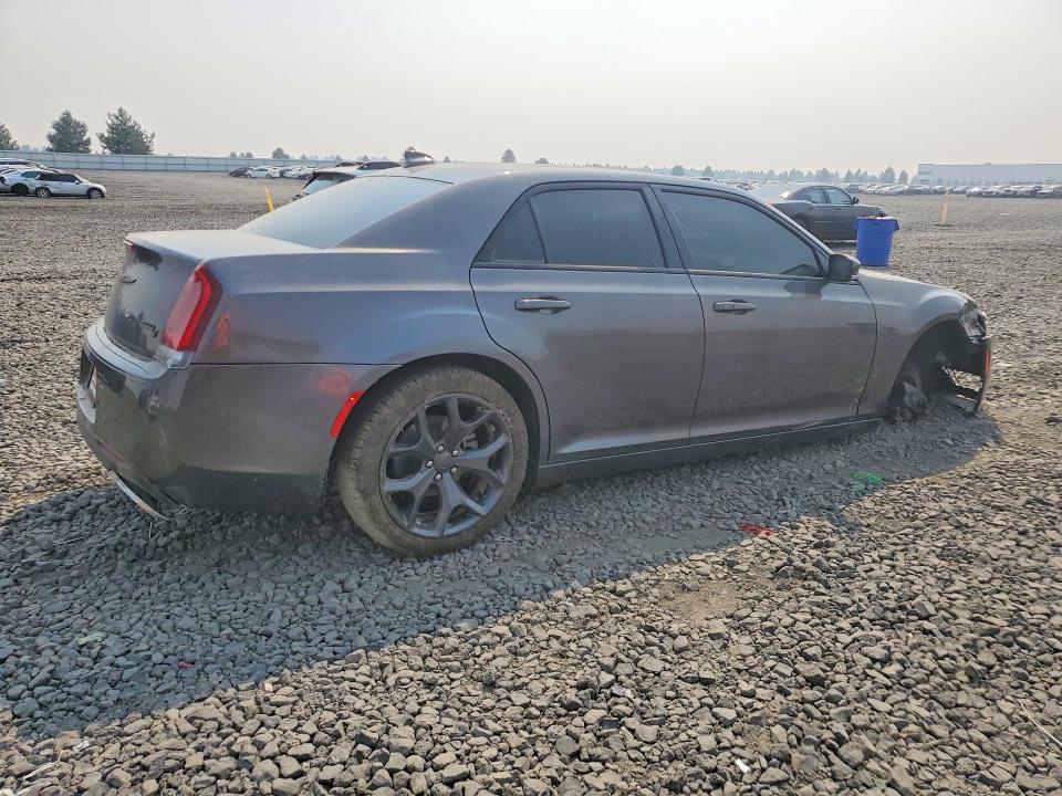 63663766 :رقم المزاد ، 2C3CCABG4PH585373 vin ، 2023 Chrysler 300 مزاد بيع