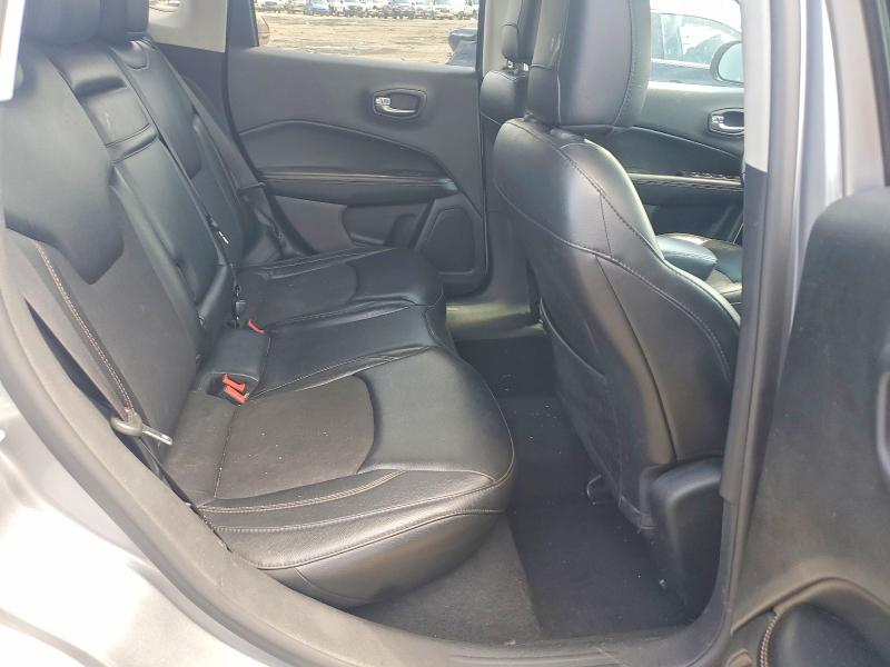2018 Jeep Compass მანქანა იყიდება აუქციონზე, vin: 3C4NJDBB5JT483708, აუქციონის ნომერი: 64015716