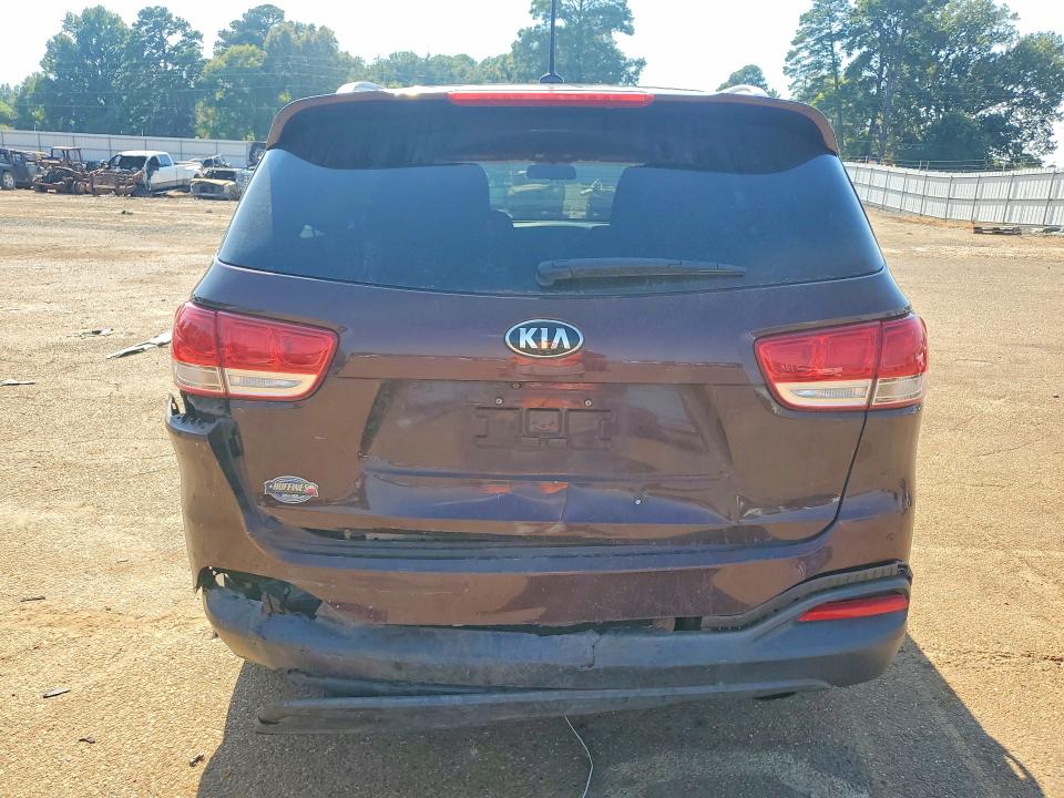2017 Kia Sorento მანქანა იყიდება აუქციონზე, vin: 5XYPG4A56HG329822, აუქციონის ნომერი: 65801026