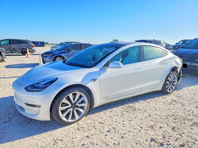 62224156 :رقم المزاد ، 5YJ3E1EB0LF640343 vin ، 2020 Tesla Model 3 مزاد بيع