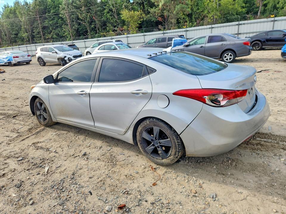 Продажа на аукционе авто 2012 Hyundai Elantra, vin: 5NPDH4AE9CH074682, номер лота: 64043026