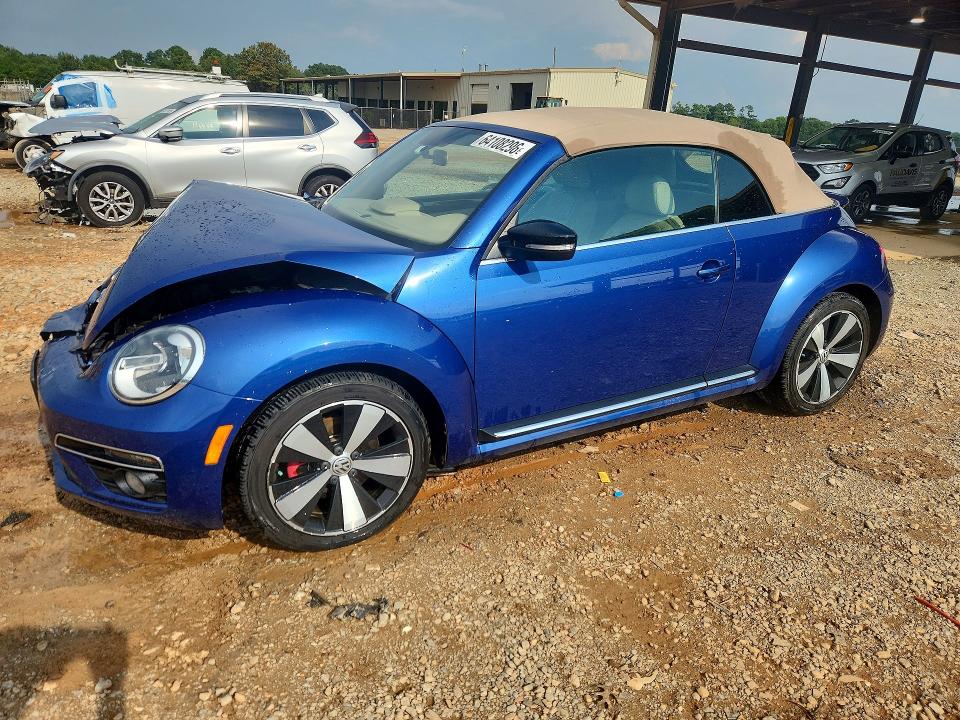 64108296 :رقم المزاد ، 3VW7T7AT4DM828527 vin ، 2013 Volkswagen Beetle مزاد بيع