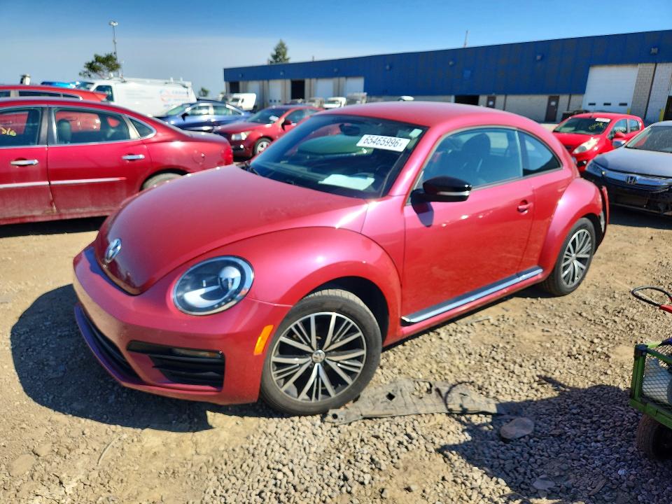 65465996 :رقم المزاد ، 3VWF17AT3HM606696 vin ، 2017 Volkswagen Beetle مزاد بيع