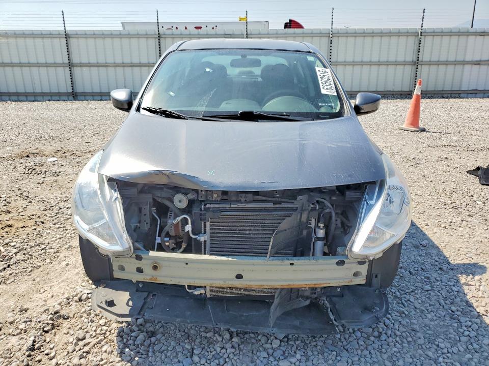 63503516 :رقم المزاد ، 3N1CN7AP5GL913825 vin ، 2016 Nissan Versa مزاد بيع