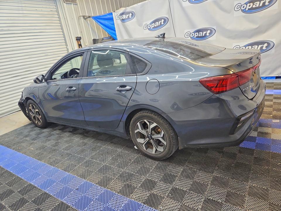 65845326 :رقم المزاد ، 3KPF24AD4KE121105 vin ، 2019 Kia Forte مزاد بيع