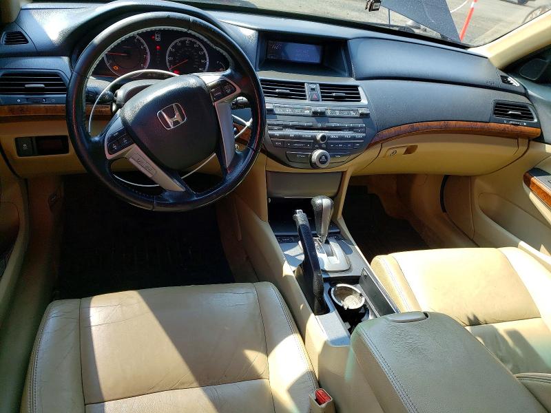 62637936 :رقم المزاد ، 1HGCP3F84BA013436 vin ، 2011 Honda Accord مزاد بيع