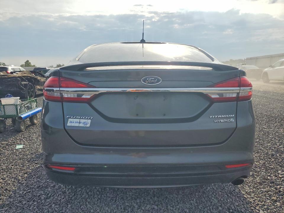 66167116 :رقم المزاد ، 3FA6P0RU4JR103263 vin ، 2018 Ford Fusion مزاد بيع