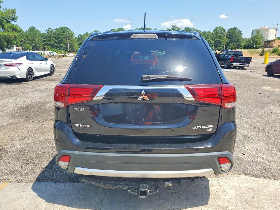 Продажа на аукционе авто 2016 Mitsubishi Outlander, vin: JA4AZ3A33GZ008050, номер лота: 65385146