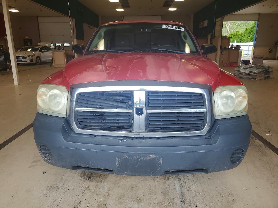 65401696 :رقم المزاد ، 1D7HE22K35S131360 vin ، 2005 Dodge Dakota مزاد بيع