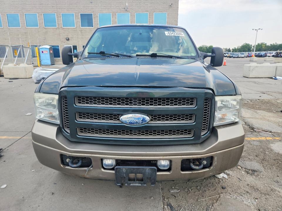 2005 Ford Excursion მანქანა იყიდება აუქციონზე, vin: 1FMSU45P85EA44828, აუქციონის ნომერი: 63423086
