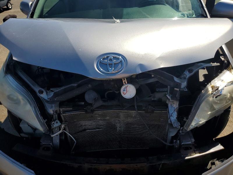 2013 Toyota Sienna მანქანა იყიდება აუქციონზე, vin: 5TDYK3DC7DS309177, აუქციონის ნომერი: 63607456