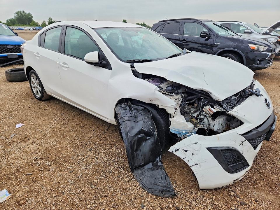 64569896 :رقم المزاد ، JM1BL1VG4B1445852 vin ، 2011 Mazda 3 مزاد بيع