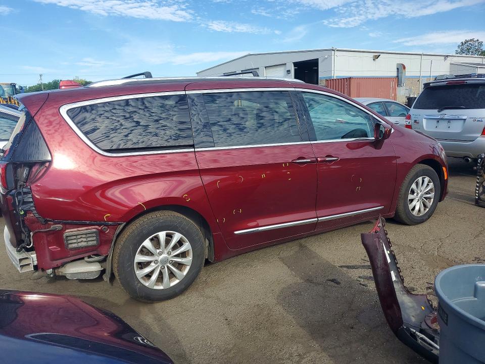 Продажа на аукционе авто 2018 Chrysler Pacifica, vin: 2C4RC1BG6JR110346, номер лота: 65813976