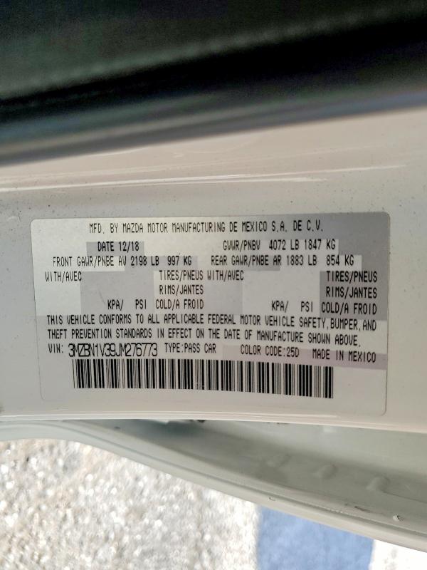 Продажа на аукционе авто 2018 Mazda 3, vin: 3MZBN1V39JM276773, номер лота: 66954406