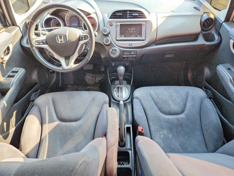 64035926 :رقم المزاد ، JHMGE8H68BC006636 vin ، 2011 Honda Fit مزاد بيع