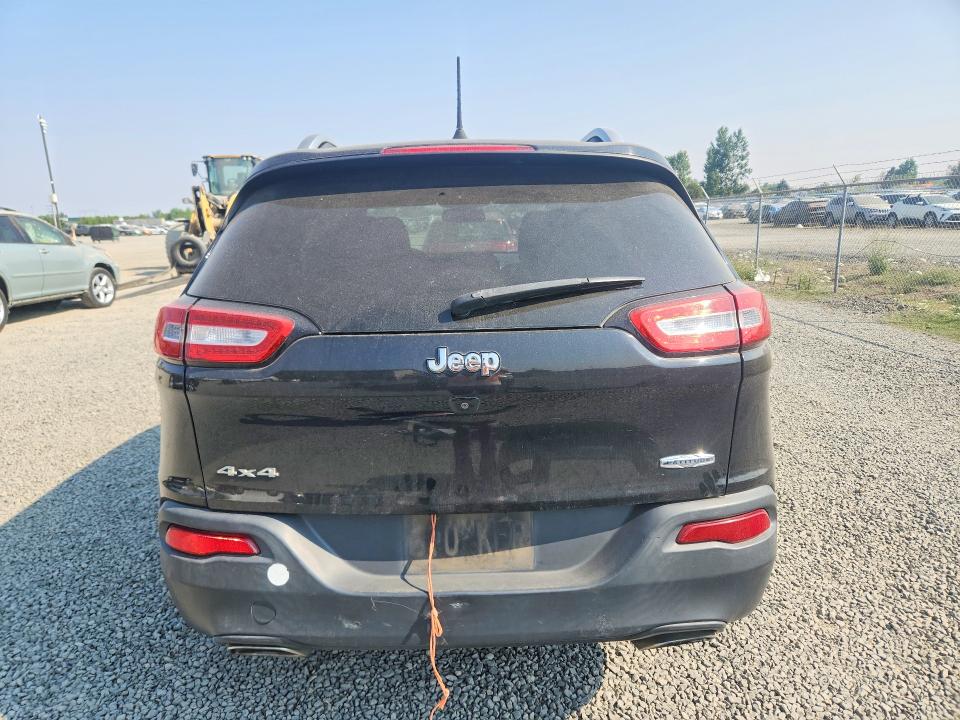 64294946 :رقم المزاد ، 1C4PJMCS4GW218353 vin ، 2016 Jeep Cherokee مزاد بيع