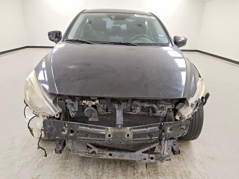 Aukcja sprzedaży 2017 Toyota Yaris Ia, vin: 3MYDLBYV0HY176456, numer aukcji: 62240776