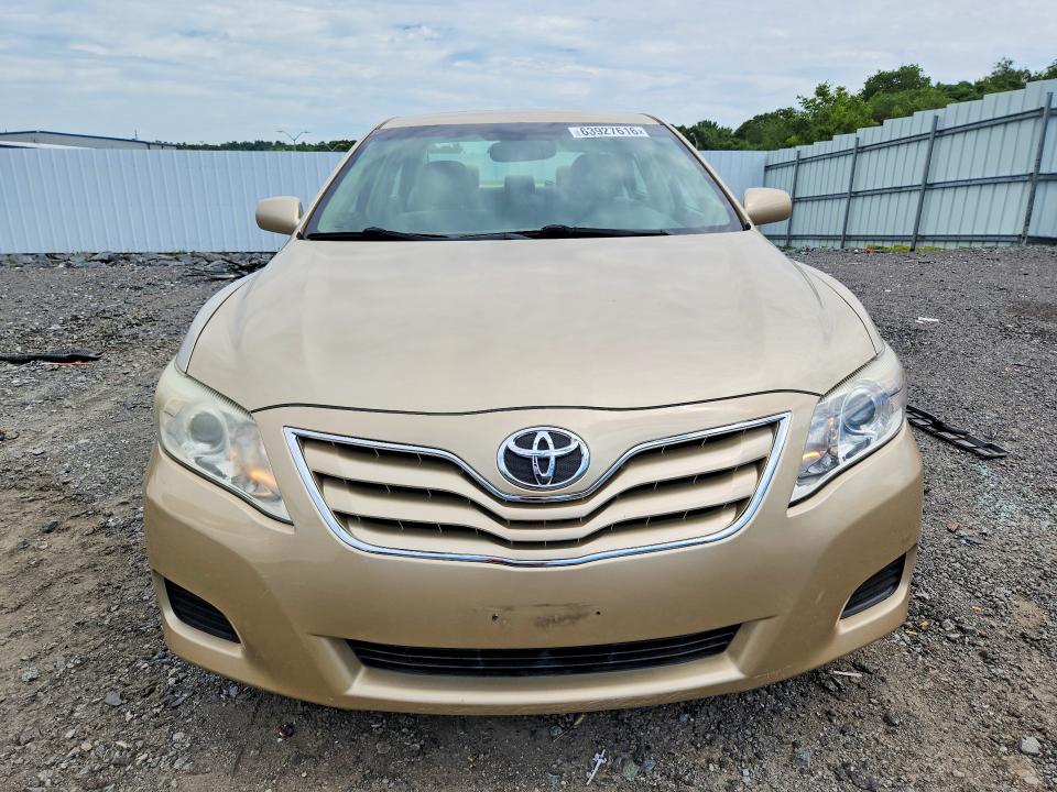 63927616 :رقم المزاد ، 4T1BF3EK1BU679898 vin ، 2011 Toyota Camry مزاد بيع