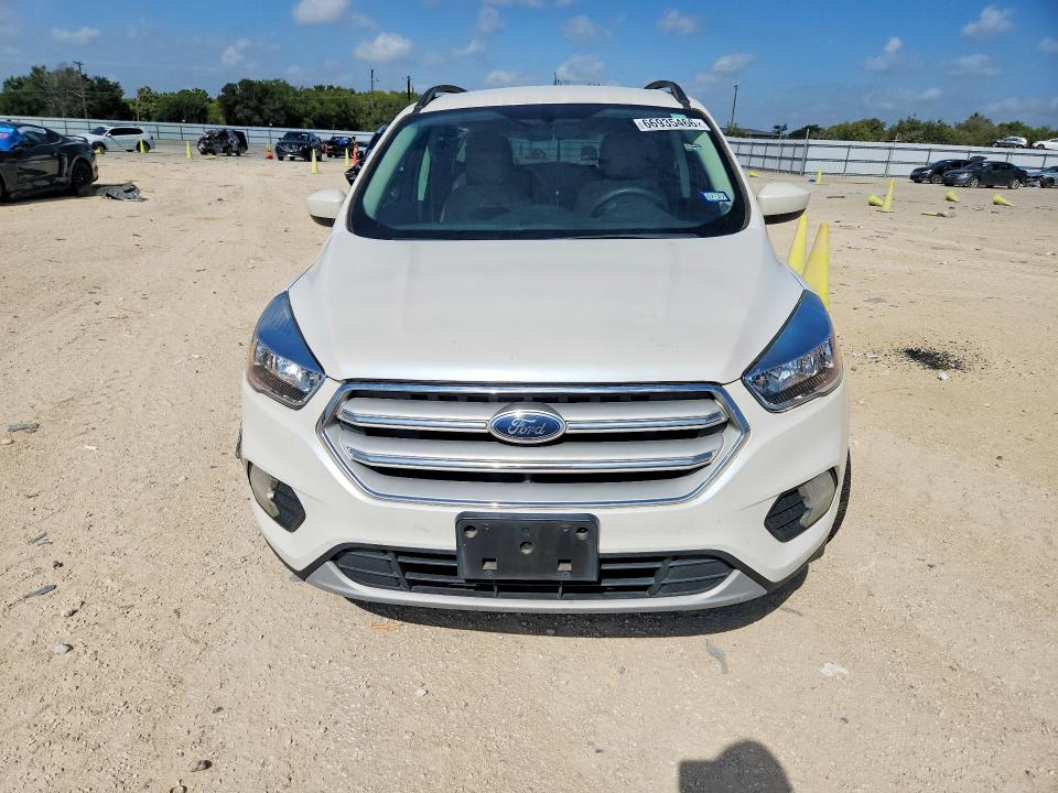 Продажа на аукционе авто 2018 Ford Escape, vin: 1FMCU0GD4JUC69862, номер лота: 66935466